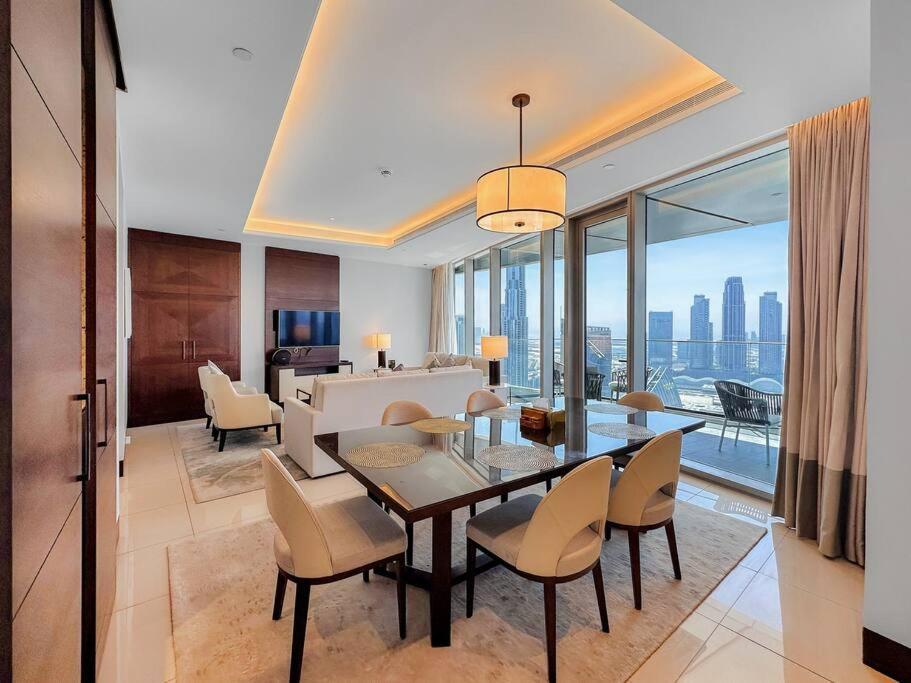 Apartment Easemytrip - Premium Burj Khalifa View - Address Sky View Dubai