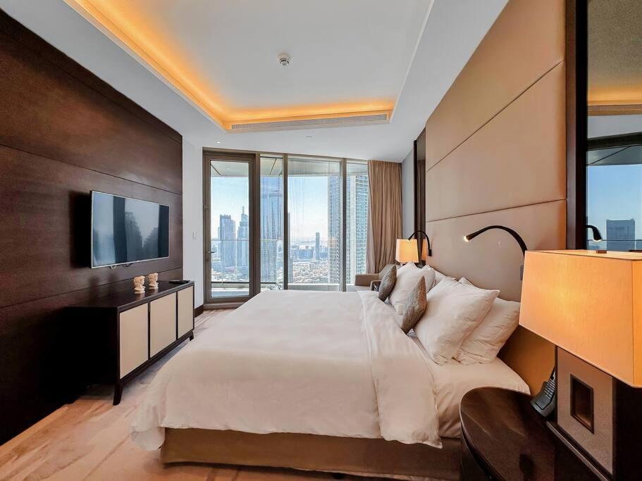 Apartment Easemytrip - Premium Burj Khalifa View - Address Sky View Dubai